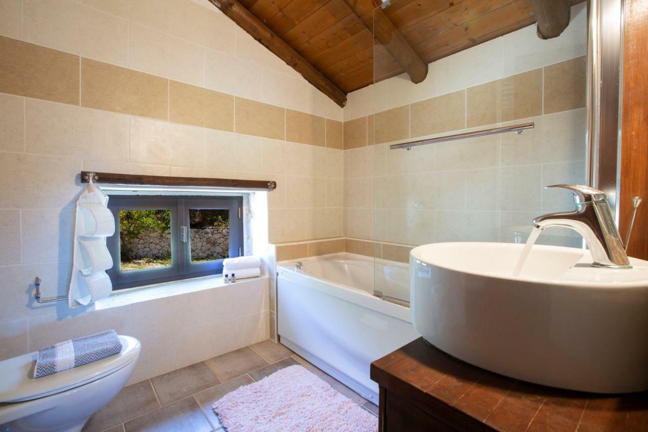 Amadryades Villas-Villa Terina Chortáta Exteriör bild